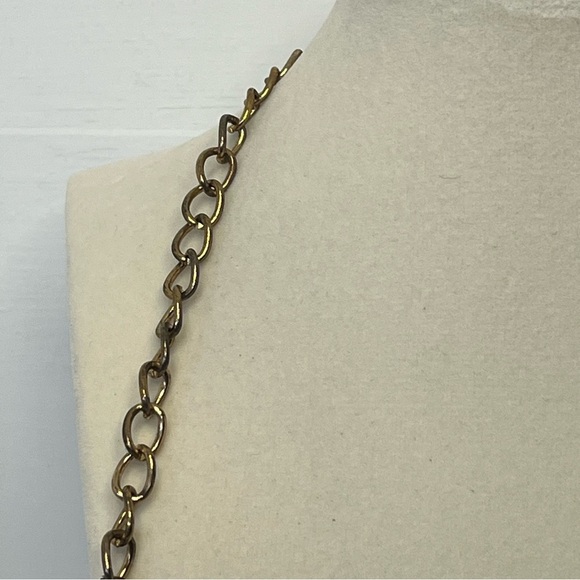 Huge Jeweled Green Lizard Pendant Statement Necklace - Picture 7 of 13